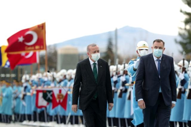 Son dakika: Cumhurbaşkanı Erdoğan, Bosna Hersek Devlet Başkanlığı Konseyi Başkanı Dodik onuruna yemek verdi