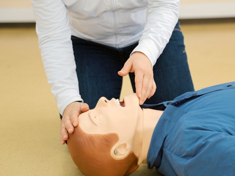 İlk Yardım Eğitimleriyle Hayat Kurtarın