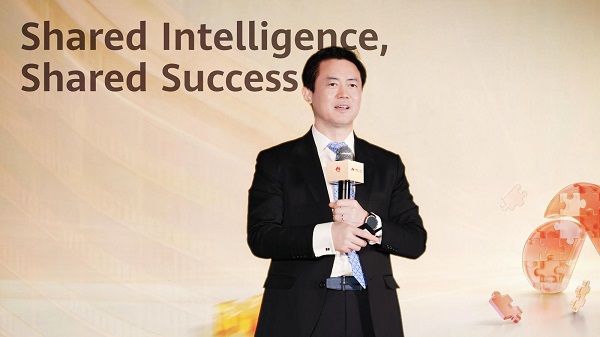 Huawei Cloud, Yapay Zeka Çağında Ortak Başarıyı Hedefleyen 2026 Küresel Satış Ortağı Politikalarını Açıkladı
