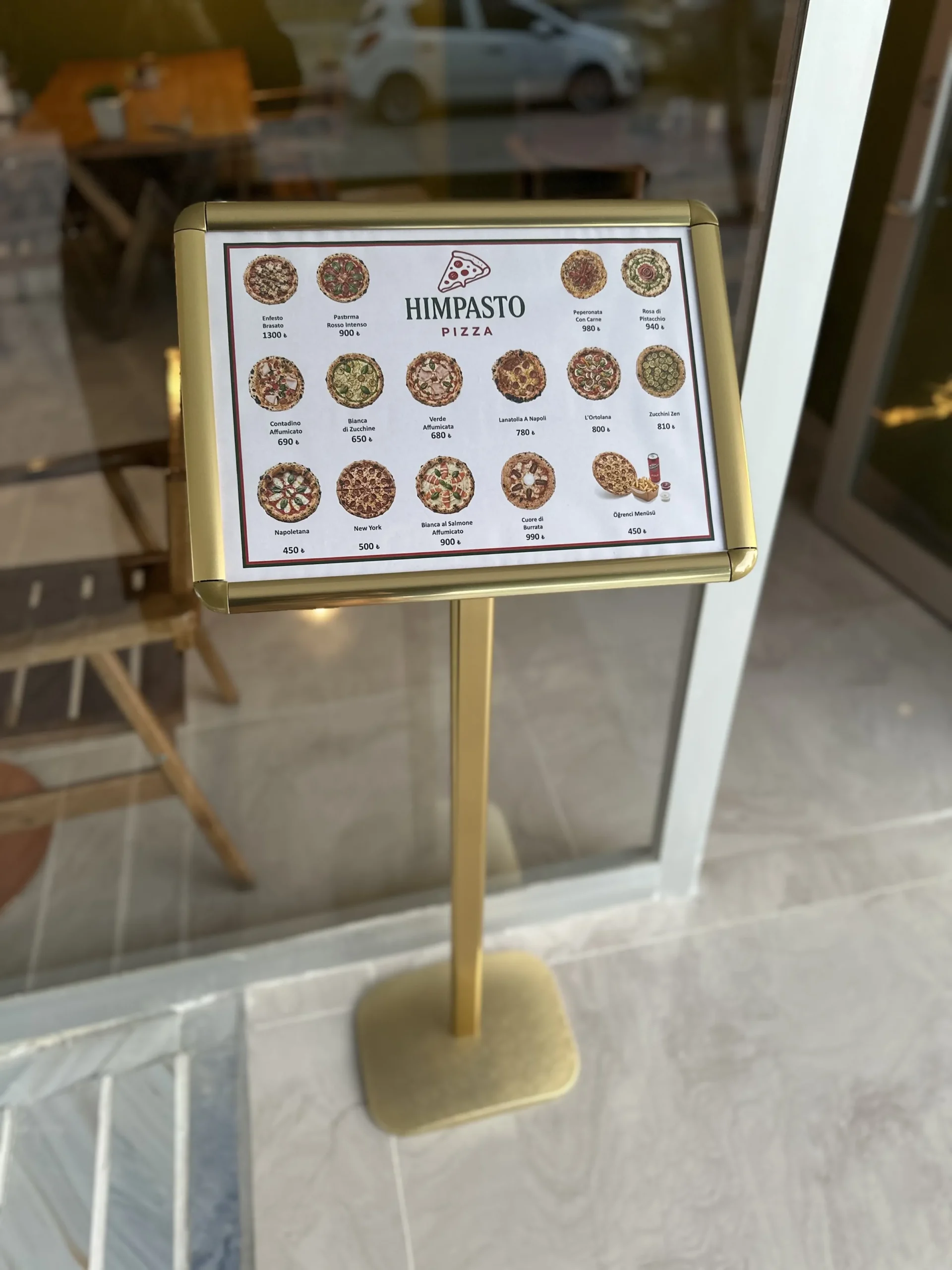 Atakum’da Ezber Bozan Pizza Akımı: Günlük Sadece 40 Tane Üretiliyor!